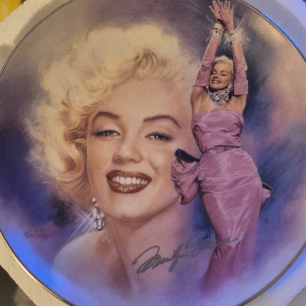 Marilyn Monroe Decorative Plate Set,bradford Exchange.